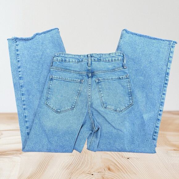 Old Navy Wide Leg Extra High Rise Raw Hem Jeans Women's size 2 Light Wash Denim - Picture 3 of 5